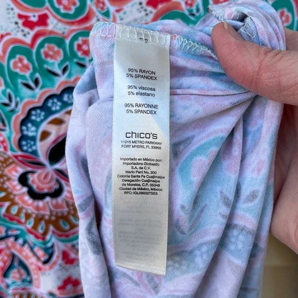 Chico’s 2 Large Top Stretch Soft 3/4 Sleeve Tunic Swing Tee Comfort Colorful - Picture 4 of 5